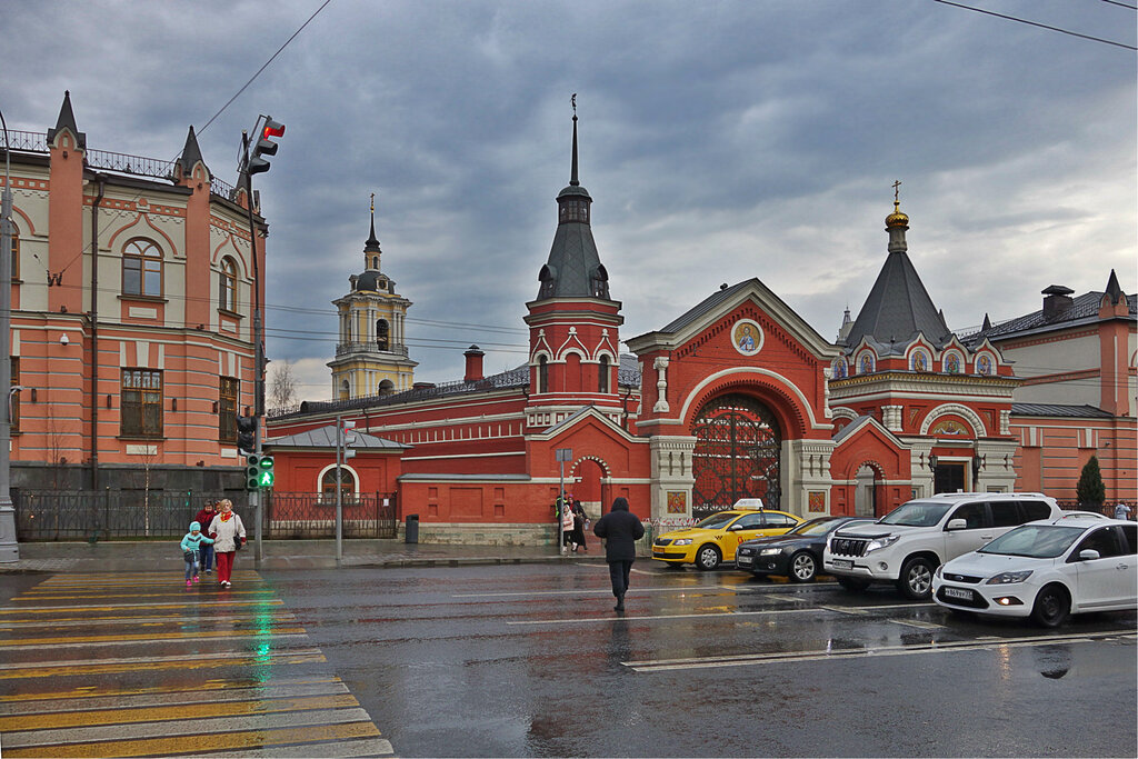 Церковь где матрона в москве. Покровский монастырь на Таганке. Монастырь Матроны Московской. Покровский женский монастырь Москва. Храм Святой Матроны в Москве.